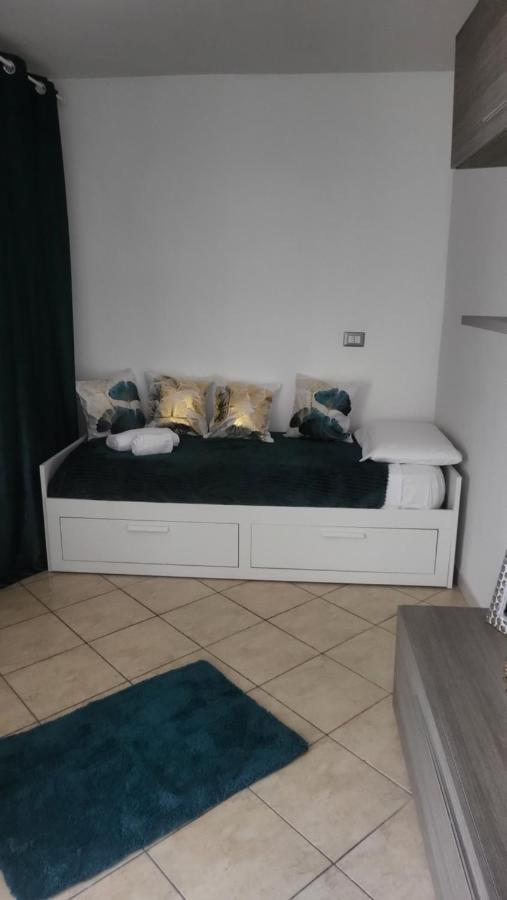 Appartement Chalaro' Apartament à Catane Extérieur photo