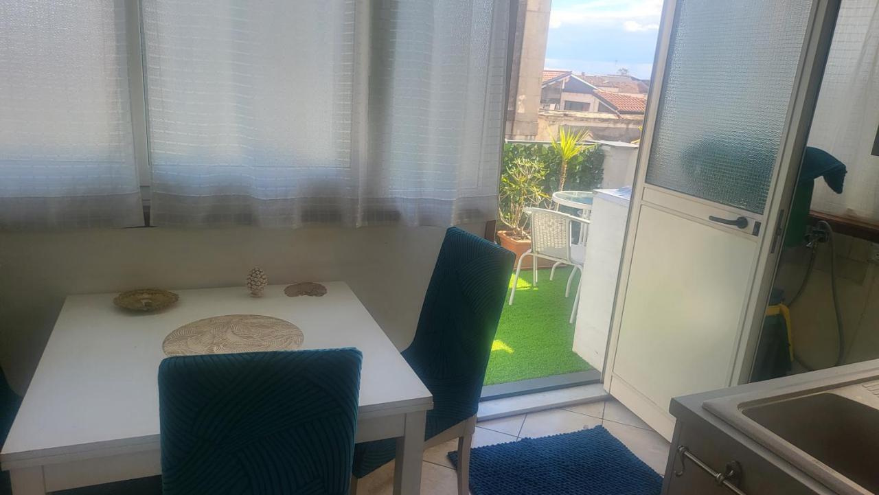 Appartement Chalaro' Apartament à Catane Extérieur photo